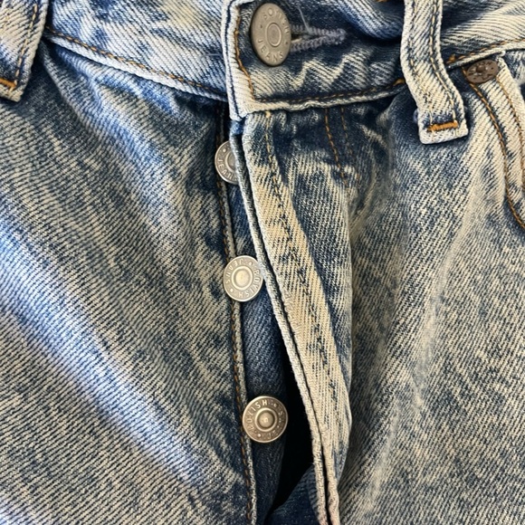 Boyish Blue Distressed Jean Shorts - Picture 4 of 11